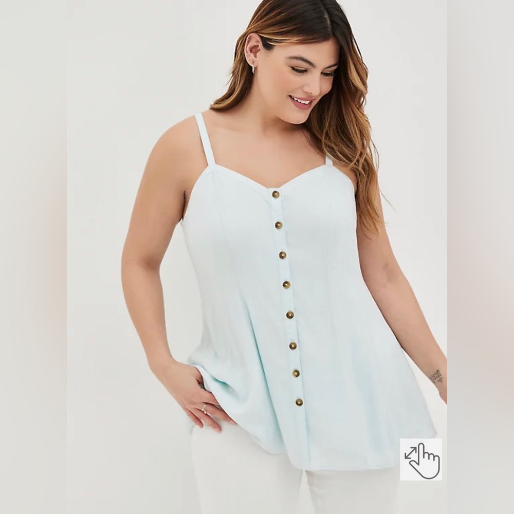 Torrid size 3(22-24) NWT FIT AND FLARE RAYON SLUB BUTTON-FRONT CAMI